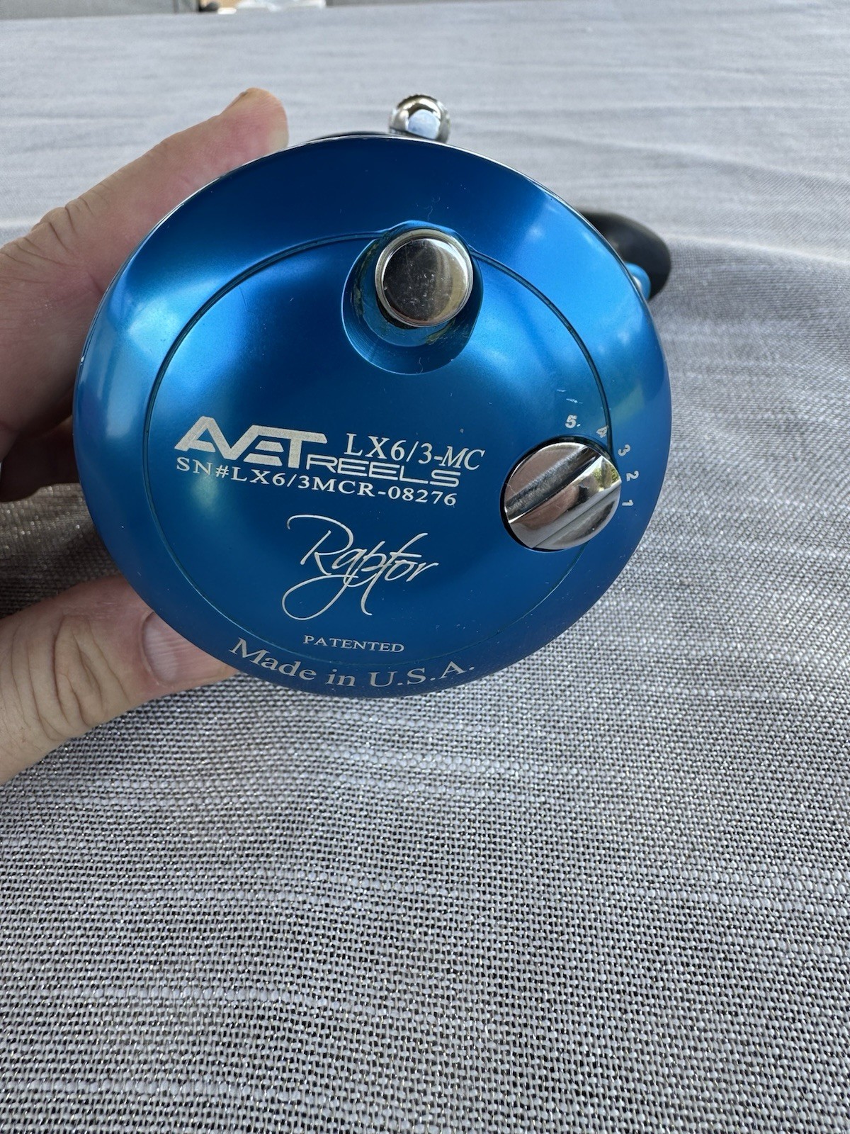Avet LX6/3-MC Raptor Conventional Lever Drag Reel Blue Alumi