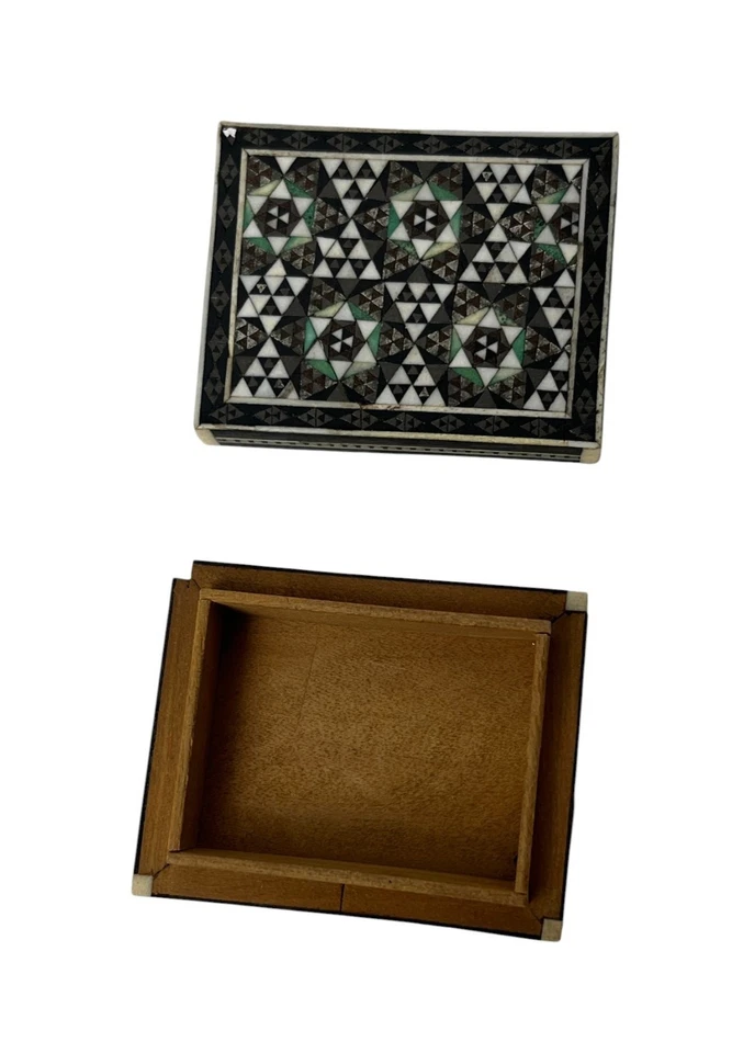 Objet de vitrine petite boite bois décor perse XXème - Photo 4/4