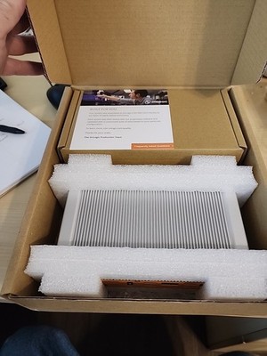 New Onlogic MODEL: HX310 Industrial Computer
