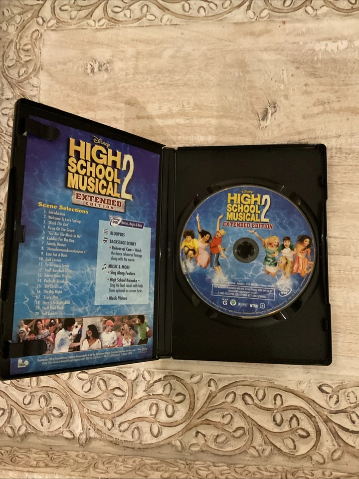 Disney High School Musical 2 Extended Edition DVD - Image 3 of 3