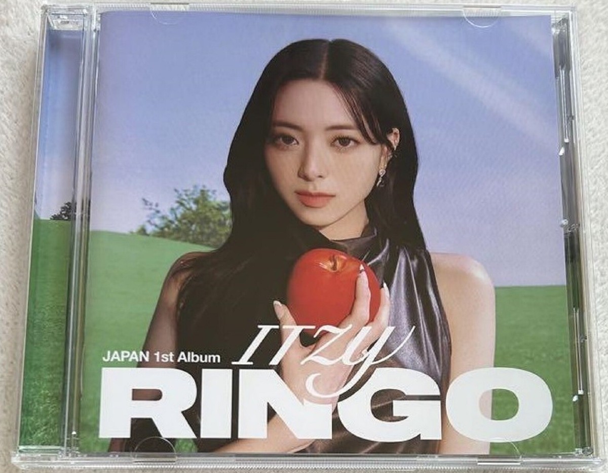 ITZY RINGO MIDZY FC SOLO JAPAN ver. CD PHOTO CARD OFFICIAL