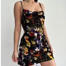 Urban Outfitters Mallory Dress Medium Black Floral Velvet Sleeveless Mini 
