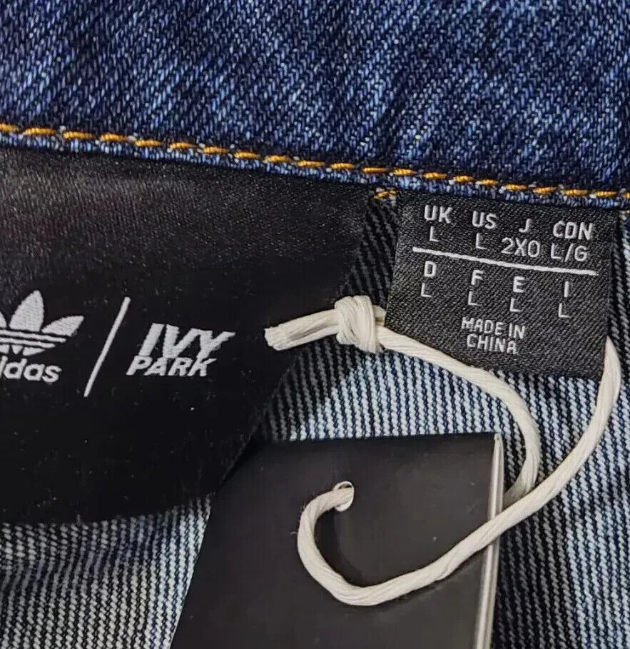adidas x Ivy Park × Beyonce Denim Jacket HG6544 SIZE LARGE adidas x Ivy Park × Beyonce Denim Jacket HG6544 SIZE LARGE