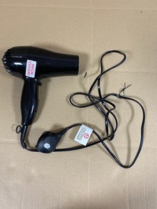 TRESemme Compact 2000W Haar DC Motor Trockner leicht & kompakt 2 Geschwindigkeiten schwarz