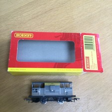 Hornby R6456 OO Scale Shark Ballast Brake Van DB993738  - Weathered