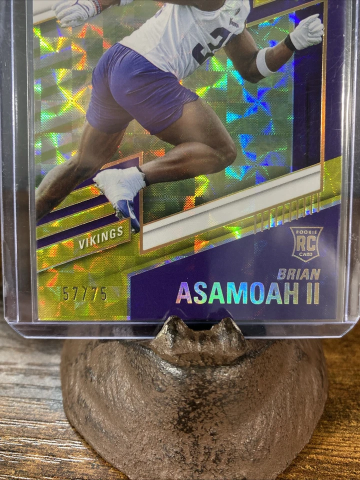 2022 Panini Donruss Elite - Rookies Yellow #199 Brian Asamoah II /75 (RC) - Image 3 of 3