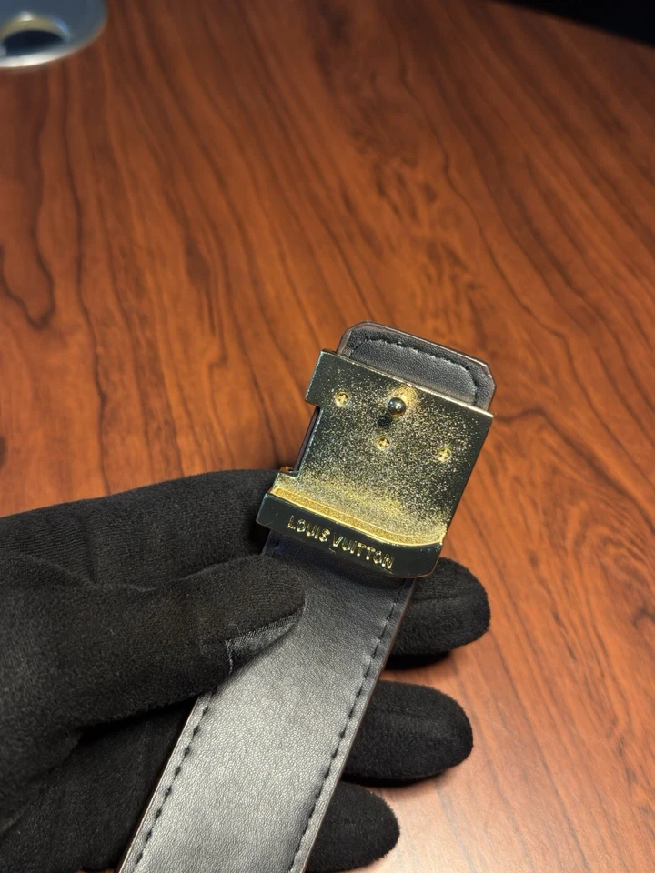 Louis Vuitton LV Cinturón Monograma Marrón Dorado Hebilla Talla 120/48 Auténtico con Bolsa para el Polvo Foto 3 de 4
