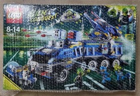 Lego Alien Conquest 7066 Earth Defense HQ Retired Free Gift Wrap For Christmas !