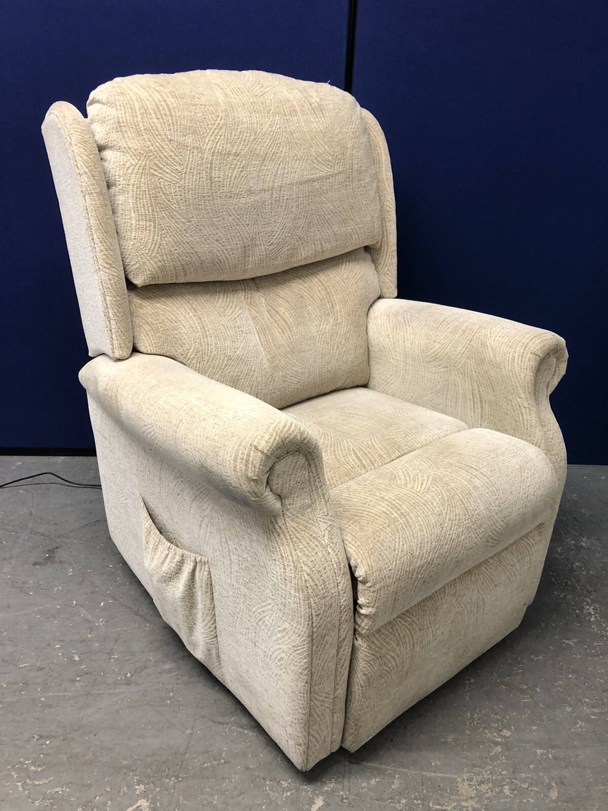 HSL Electric Riser Recliner Armchair, Dual Motor Chair, Brown Fabric eBay