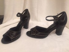 Nine West Vintage Style Black Leather Shoes 6 Stitch Perforated Detail Open Toe