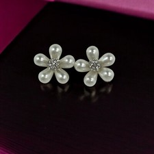 Pearl flower earrings, Bridal pearl flower earrings, Imitation pearl Studs