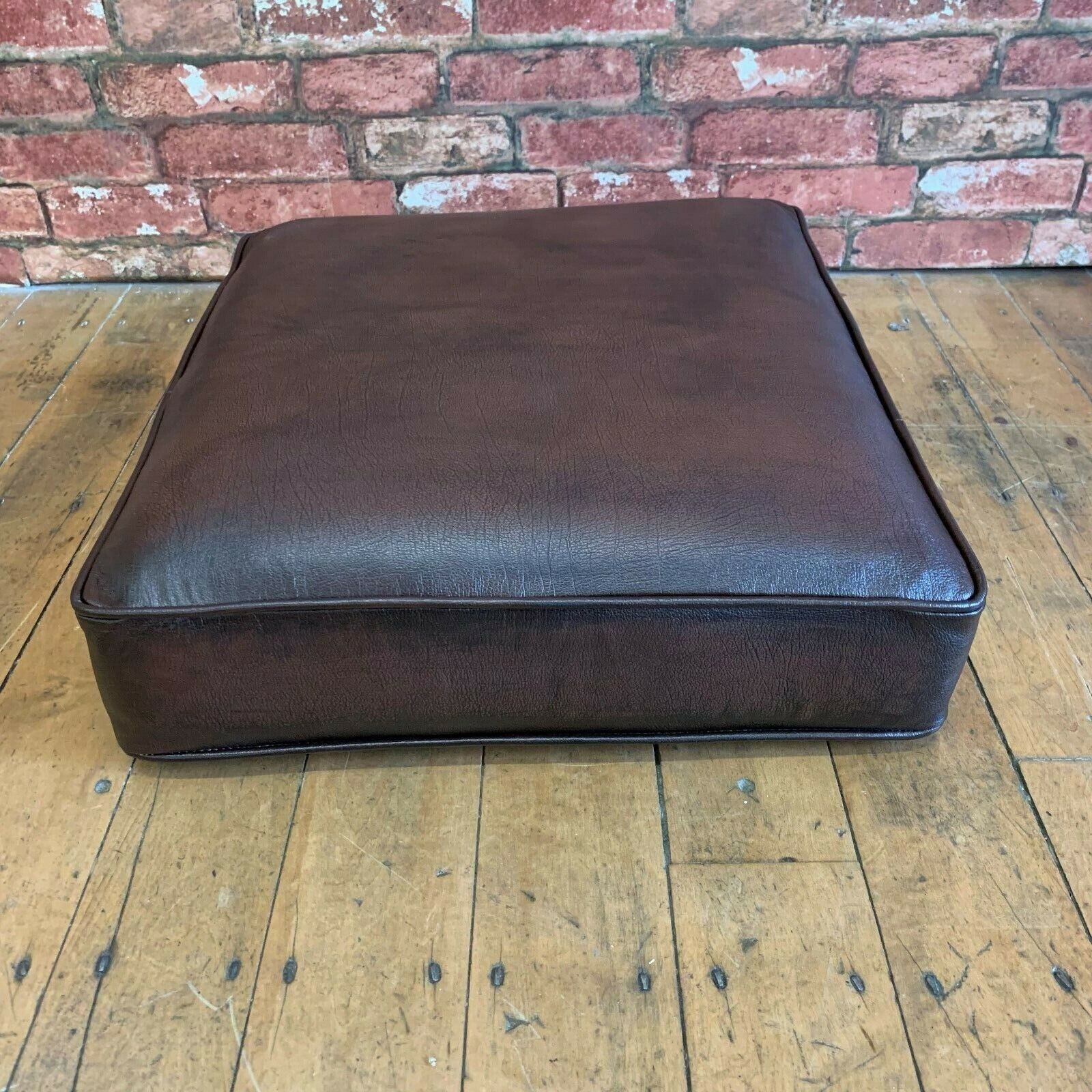 Chesterfield leather cushions top quality HAND MADE IN ENGLAND 3
