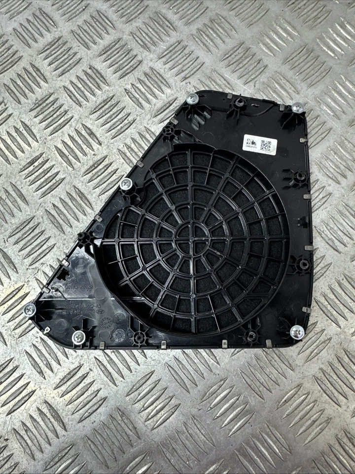 GENUINE 2023 KIA EV6 GT FRONT RIGHT SIDE DOOR LOUDSPEAKER COVER 82512-CV100 - Image 4 of 4
