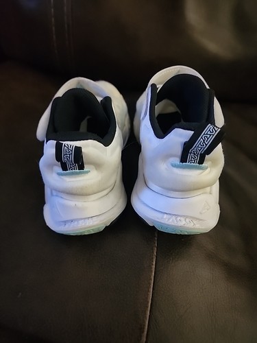 NIKE GIANNIS IMMORTALITY (PSV) ‘WHITE COPA' Size 2 Youth - Picture 3 of 9