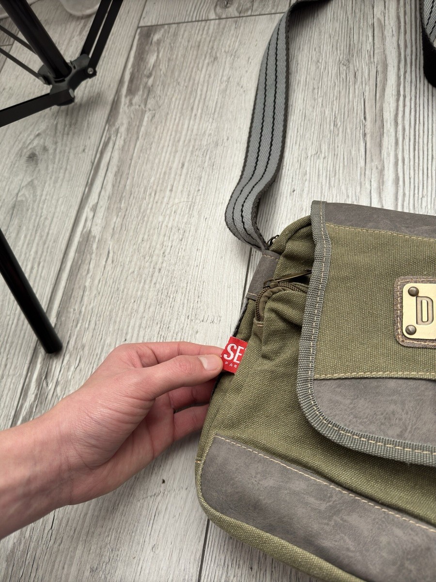 DIESEL Vintage 90s shoulder crosboddy Y2K rare green massenger Bag