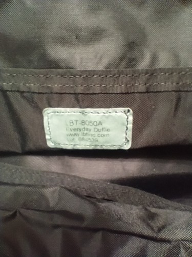 LBT LONDON BRIDGE TRADING LBT-8050A EVERYDAY DUFFEL BAG 30L MAS GREY USED