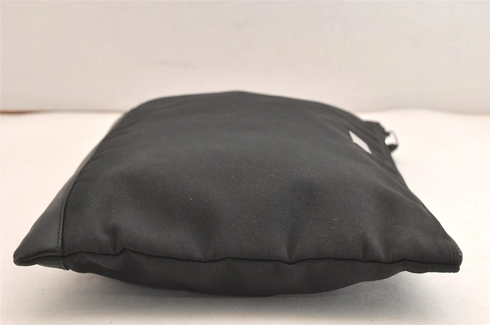 Autêntica Bolsa de Mão GUCCI Vintage Couro Nylon 0141141 Preto Lixo 3121N - Imagem 4 de 4