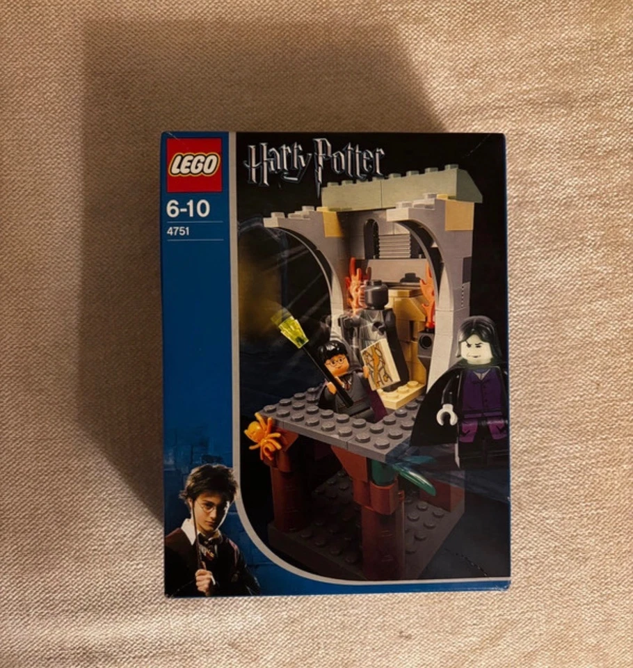 LEGO Harry Potter 4751 Harry and the Marauder's Map, Foto 1 von 4