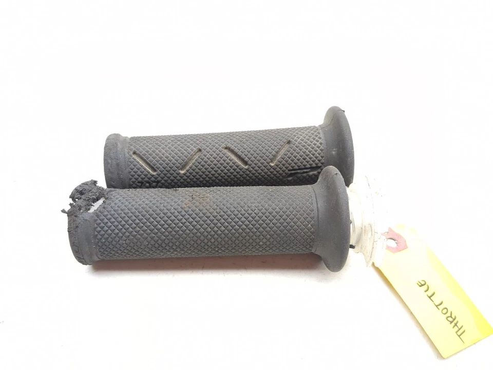 01-05 Suzuki Bandit GSF1200S GSF 1200 tubo de acelerador y empuñaduras Foto 2 de 4