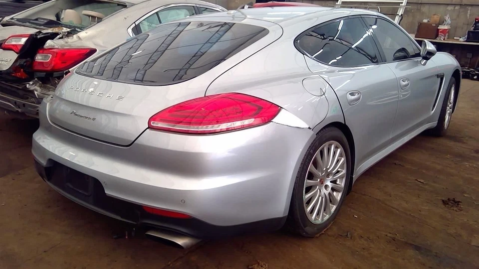 (LOCAL PICKUP ONLY) Passenger Right Fender Fits 14-16 PORSCHE PANAMERA 6801686 Foto 4 de 4