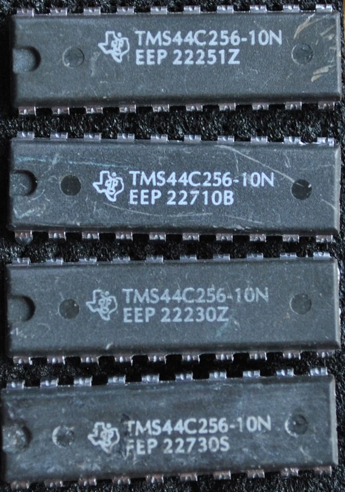 🔧 4x TI TMS44C256-10 – DRAM 256k×4 – 100ns – DIP20 – Amiga / Atari / Apple / PC - Bild 1 von 1
