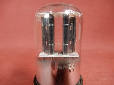 Sylvania JAN CHS 6SN7GT Black Plate Vacuum Tube 2 Hole Bad Boy 103