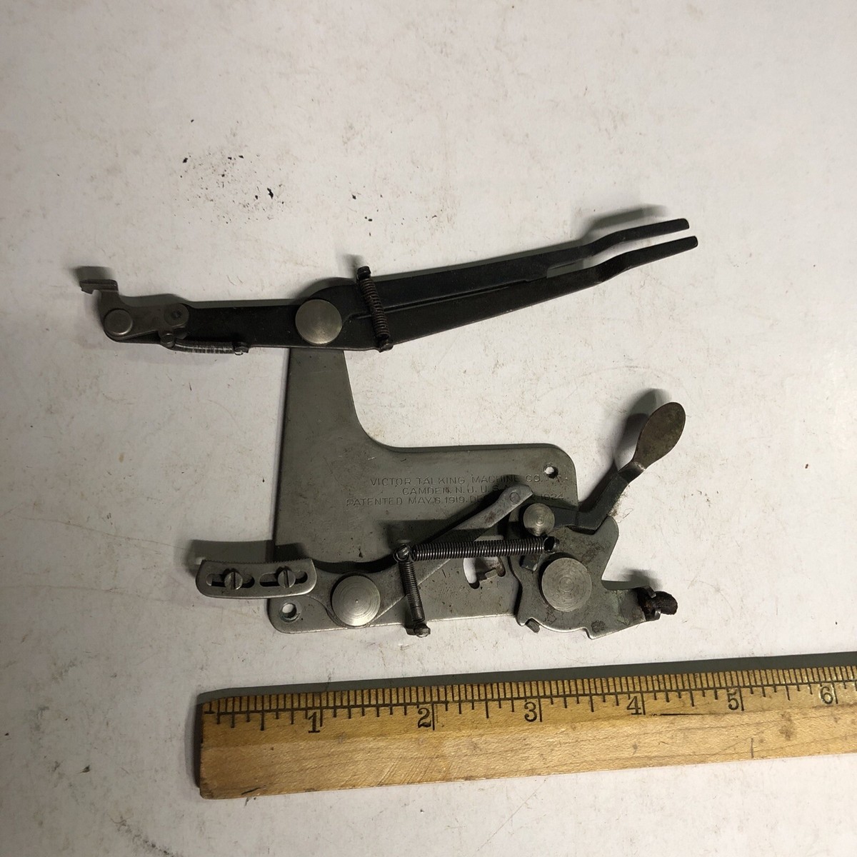 Vintage VV-4-7 Serial # 22621 Victor Machine PHONOGRAPH part Deck