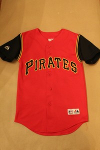 pittsburgh pirates red jersey