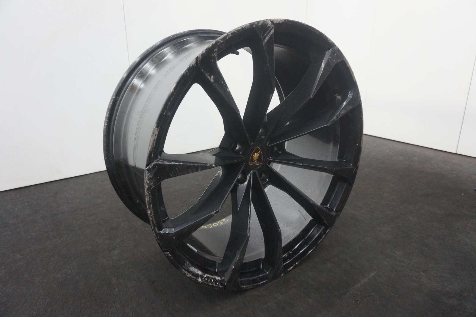Rear 23X11" 10 Spoke 5 Lug Rim OEM 4ML601025AT Lamborghini Urus S 2019-24 *Note