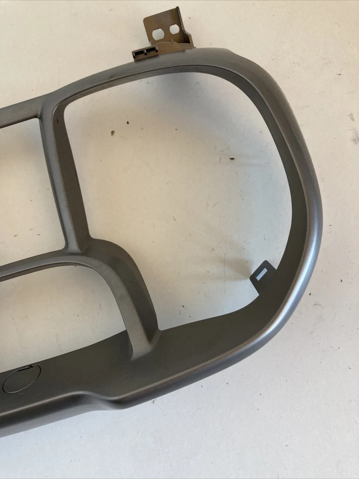 Chevrolet Orlando Speedometer Surround Trim Genuine 2011 - Image 3 of 4