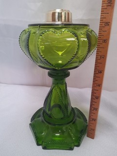Antique Oil Lamp Queen Sweetheart Pattern Fantastic Glass!