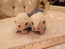 VTG Childs Bunny Slipper