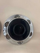 Genuine Isuzu Wheel Center Cap – Silver 16 Inch – For D-MAX Pickup 2016-2019 – 8-98279457-1