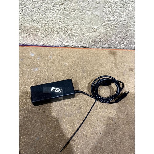 DL65185350 Netzteil AC Adapter Ladegerät schwarz 18,5 Volt 3,5 A für HP Laptops