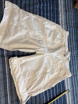 Calvin Klein Performance Size Medium Cotton Span Blend White Shorts, Cuff Or Not