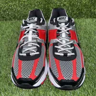 Size 9 - Nike Air Zoom Vomero 5 University Red Metallic  display picture 2