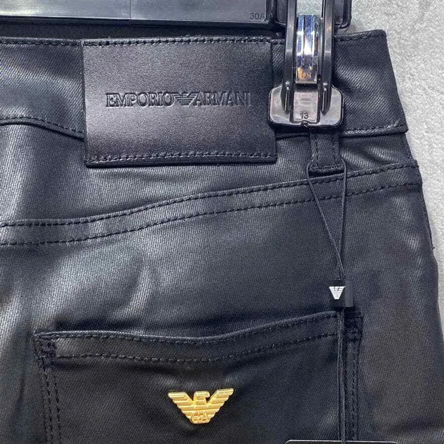 Emporio Armani Women's Black Slim-Fit Pull-On Pants SZ 29 - Image 4 of 4