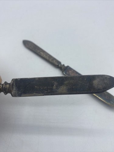 R Wallace and Sons Mfg Silver Knife Vintage Set of 2 Leaf Design Handle 5.75" - Picture 7 of 9