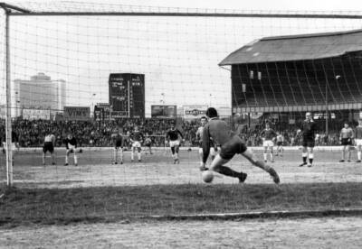 Alvechurch left winger Pailing looks away as Cocking takes a penal- Old Photo