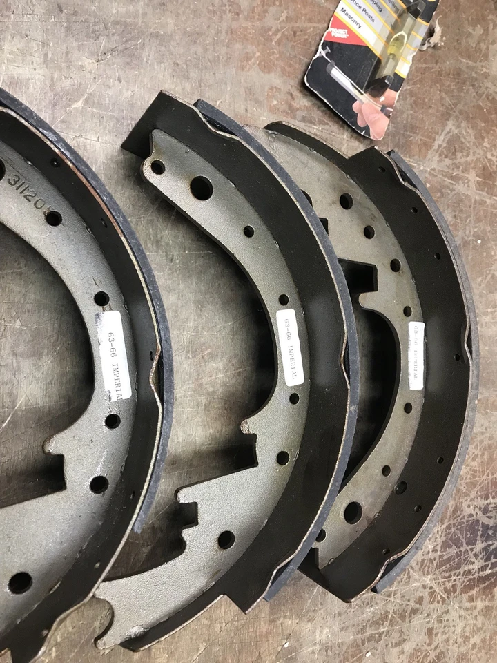 Pastillas de freno Chrysler Imperial 1963-67 nuevas de stock Foto 4 de 4