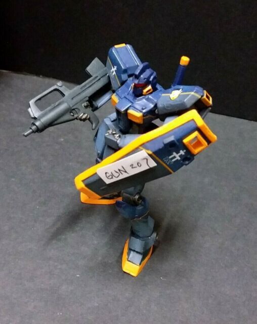 GUNDAM MODEL About 3 inches high GUN207 Free Registered Mail