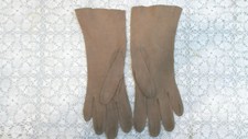 WOMANS ROYALE MEYERS MAKE POLAVA TAN LEATHER GLOVES Size 6 3/4 10" UNLINED USA