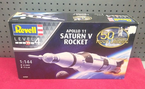 Revell Apollo 11 Saturn V Rocket Moon Landing 1:144 Model Kit NIB ...