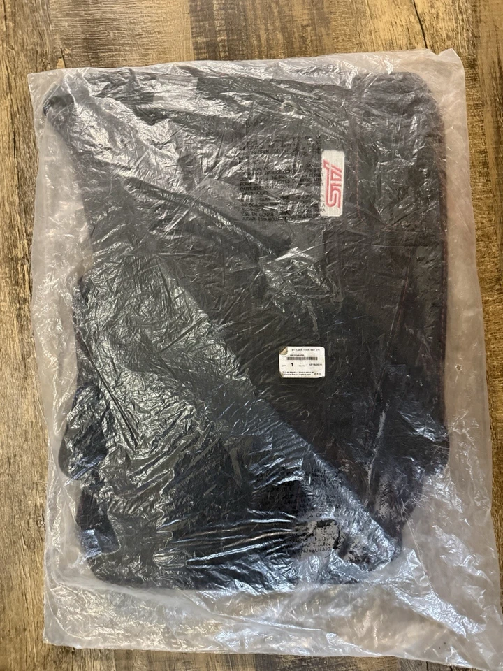 Juego de alfombras de piso Subaru WRX Sti OEM genuino nuevo Foto 3 de 4