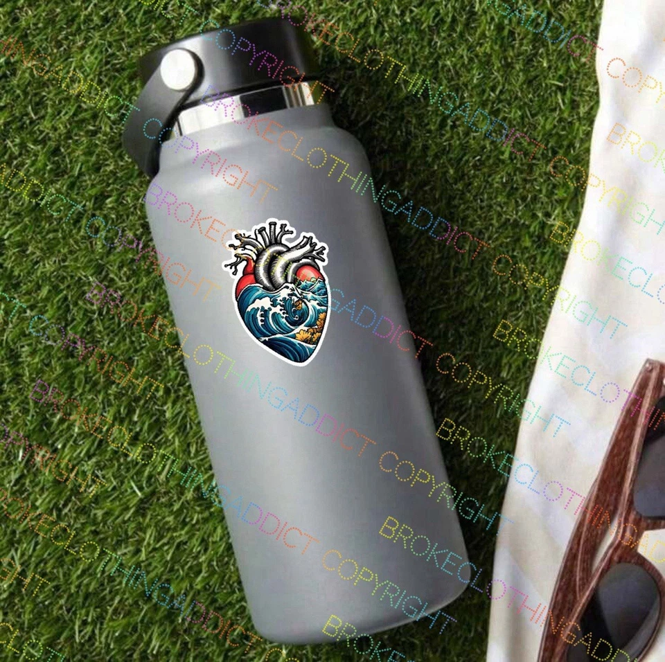 Pegatina de vinilo para botella de agua de enfermera médica playa ondas cardíacas anatómicas Foto 3 de 4