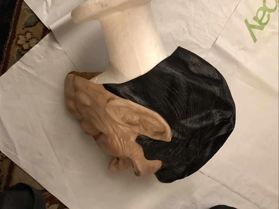 PRESIDENT RONALD REAGAN Rubber  Halloween mask Disguise 1986 - Image 4 of 4