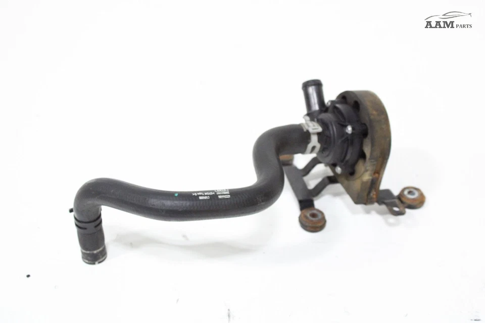 2018-20 BUICK REGAL SPORTBACK HVAC HEATER AUXILIARY WATER PUMP W/ HOSE PIPE OEM - Изображение 2 из 4