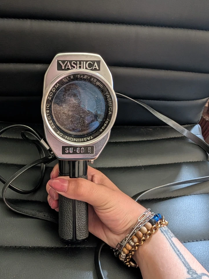 Винтажная электронная кинокамера YASHICA Super SU-60E Super 8 - не протестирована - - Изображение 2 из 4