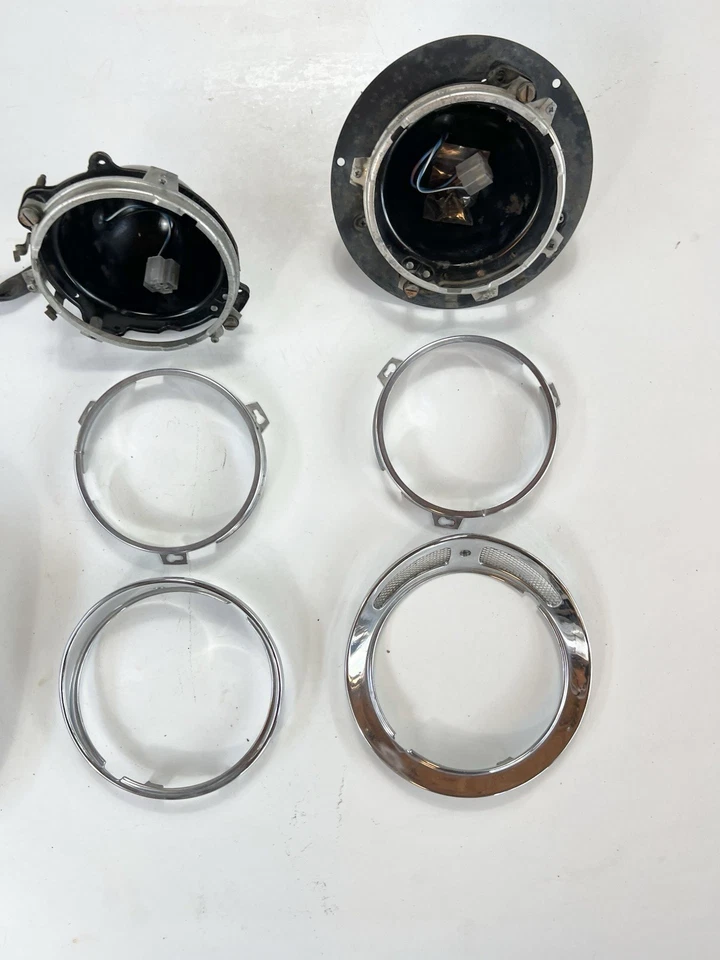 LOTE 80-87 JAGUAR OEM Grelha Cromada e Conjunto de Faróis Molduras XJ6 XJ12 S3 - Imagem 3 de 4