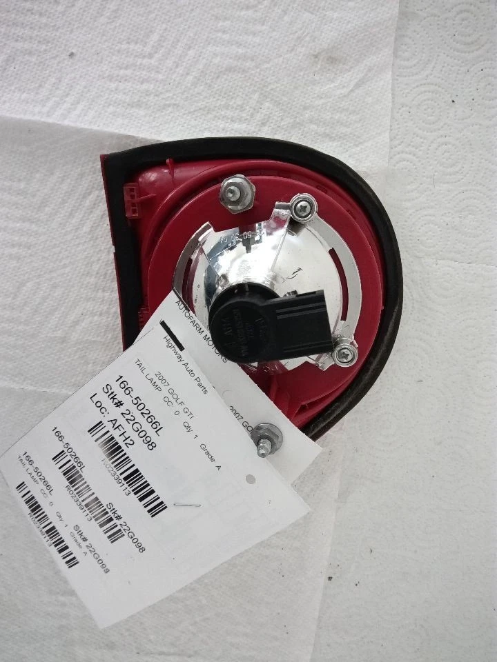 06-09 GOLF GTI Luz Trasera Conductor VIN K 8º Dígito Lámpara de Freno Interior Montaje en Maletero Foto 4 de 4